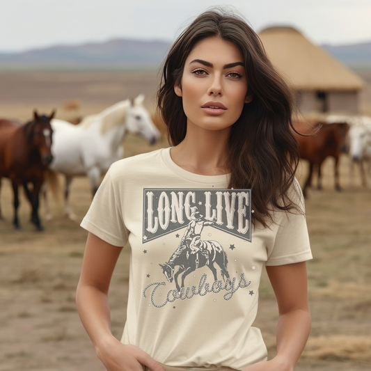 Embrace the timeless spirit of the Wild West with our 'Long Live Cowboys' t-shirt. 