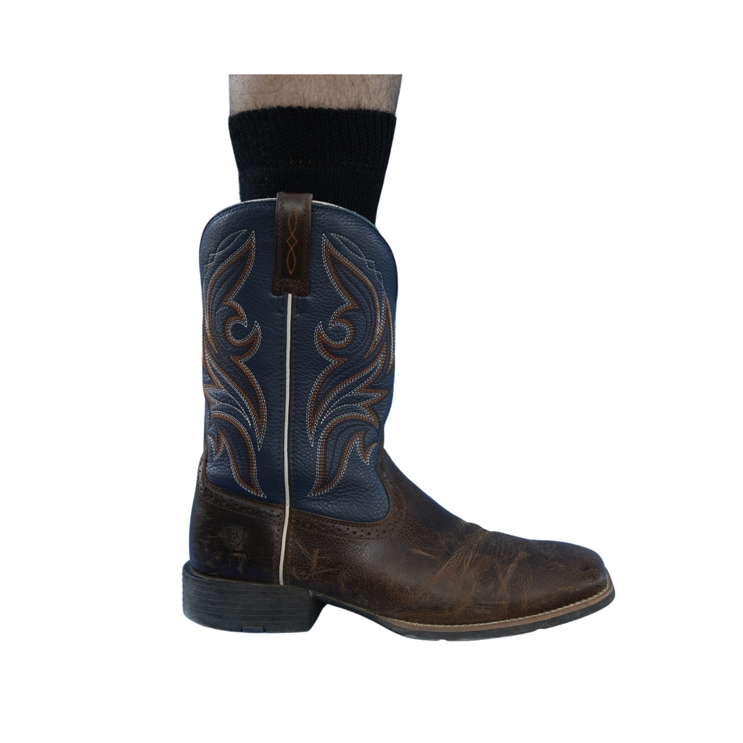 Discover the ultimate comfort with our luxurious collection of alpaca socks. Crafted from premium alpaca wool, our socks offer unbeatable softness, warmth, and durability. Perfect for chilly days or outdoor adventures.